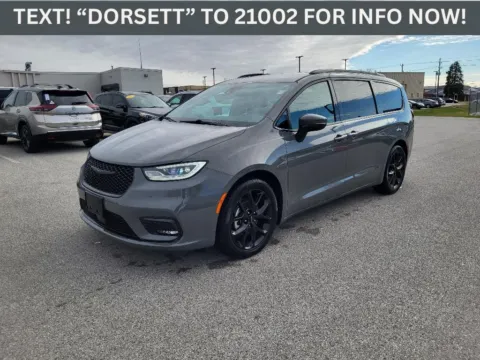 Gray 2023 Chrysler Pacifica Touring L for sale in Terre Haute, IN