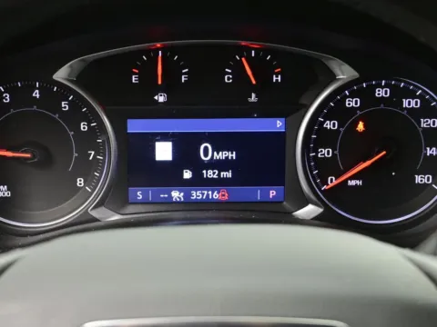 More photos of 2022 GMC Terrain SLT at Dorsett Hyundai, IN