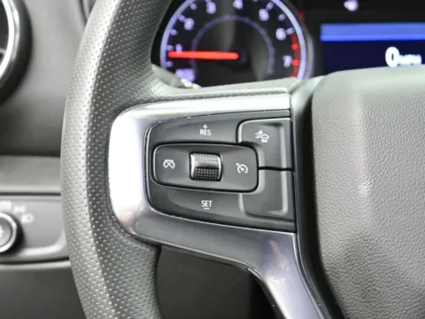 More photos of 2023 Chevrolet Blazer LT at Dorsett Hyundai, IN