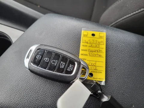 More photos of 2023 Hyundai Elantra SEL at Dorsett Hyundai, IN