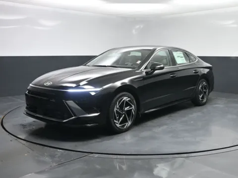 Black 2026 Hyundai Sonata SEL Sport for sale in Terre Haute, IN