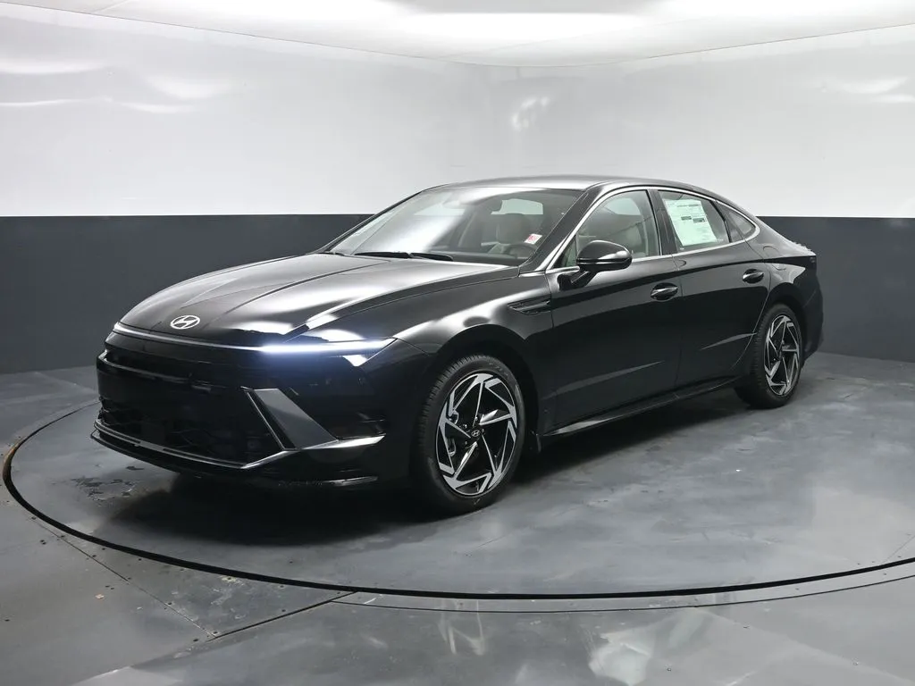 Black 2026 Hyundai Sonata SEL Sport for sale in Terre Haute, IN