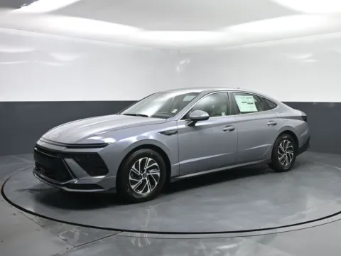 Blue 2026 Hyundai Sonata Hybrid Blue for sale in Terre Haute, IN