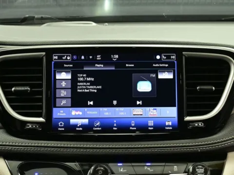 More photos of 2024 Chrysler Pacifica Hybrid Select at Dorsett Hyundai, IN