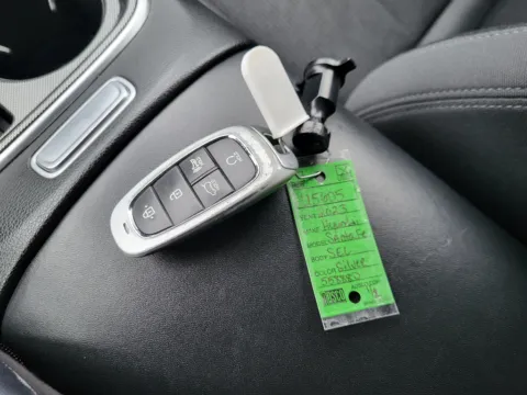 More photos of 2023 Hyundai Santa Fe SEL at Dorsett Hyundai, IN