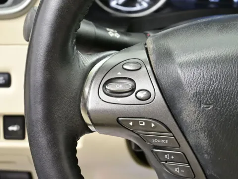 More photos of 2021 Nissan Murano Platinum at Dorsett Hyundai, IN