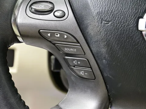 More photos of 2021 Nissan Murano Platinum at Dorsett Hyundai, IN