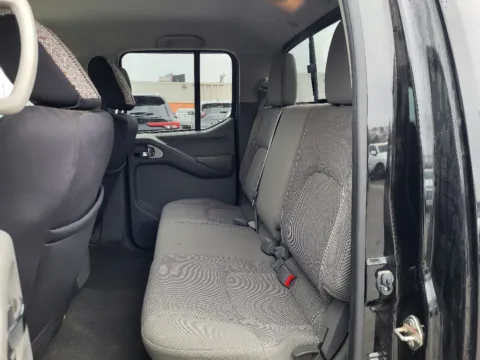 More photos of 2019 Nissan Frontier SV at Dorsett Hyundai, IN