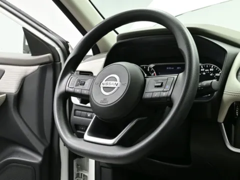 More photos of 2021 Nissan Rogue SV at Dorsett Hyundai, IN