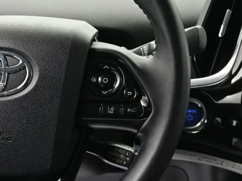 More photos of 2022 Toyota Prius Prime XLE at Dorsett Hyundai, IN