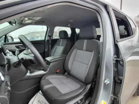 Photos of 2024 Chevrolet Blazer LT for sale in Terre Haute, IN at Dorsett Hyundai