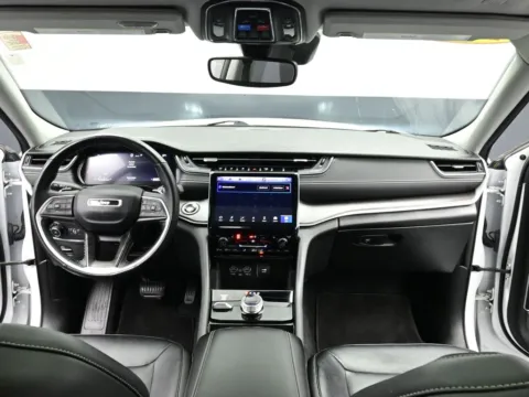 Photos of 2022 Jeep Grand Cherokee L Limited for sale in Terre Haute, IN at Dorsett Hyundai