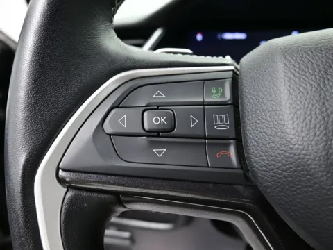 More photos of 2022 Jeep Grand Cherokee L Laredo at Dorsett Hyundai, IN