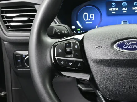 More photos of 2024 Ford Escape Platinum at Dorsett Hyundai, IN