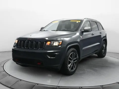 Gray 2017 Jeep Grand Cherokee Trailhawk for sale in Terre Haute, IN