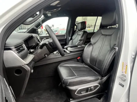 Photos of 2024 Jeep Wagoneer L Series II for sale in Terre Haute, IN at Dorsett Hyundai