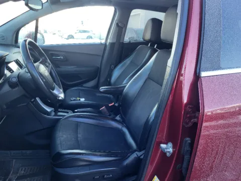 More photos of 2018 Chevrolet Trax LT at Dorsett Hyundai, IN