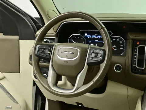More photos of 2021 GMC Yukon Denali at Dorsett Hyundai, IN