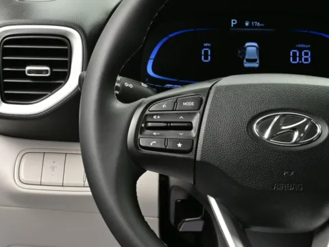 More photos of 2026 Hyundai Venue SEL at Dorsett Hyundai, IN