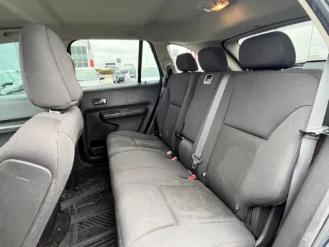 More photos of 2010 Ford Edge SEL at Dorsett Hyundai, IN