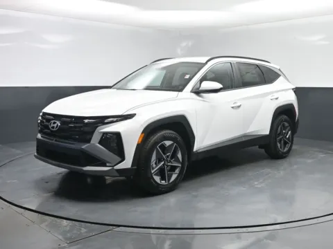 White 2026 Hyundai Tucson SEL for sale in Terre Haute, IN