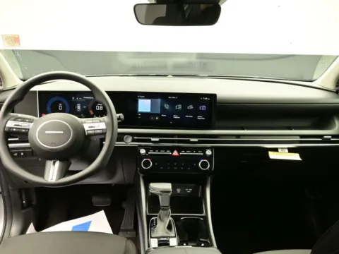 Photos of 2026 Hyundai Tucson SEL for sale in Terre Haute, IN at Dorsett Hyundai