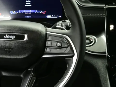 More photos of 2023 Jeep Grand Cherokee L Laredo at Dorsett Hyundai, IN