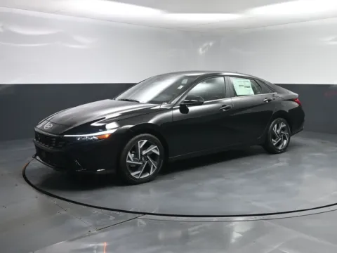 Black 2026 Hyundai Elantra Hybrid Limited for sale in Terre Haute, IN