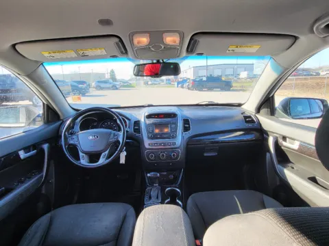 Photos of 2015 Kia Sorento LX for sale in Terre Haute, IN at Dorsett Hyundai