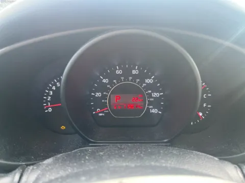 More photos of 2016 Kia Soul at Dorsett Hyundai, IN