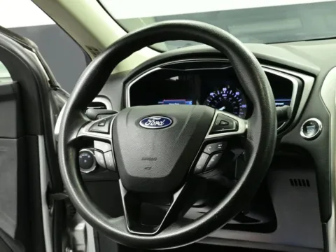 Another view of 2019 Ford Fusion Hybrid SE for sale in Terre Haute, IN at Dorsett Hyundai