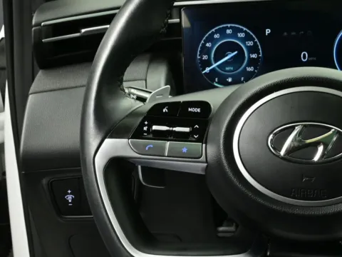 More photos of 2024 Hyundai Tucson Hybrid Limited at Dorsett Hyundai, IN