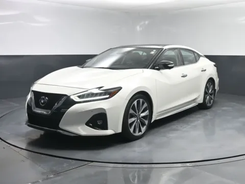 White 2019 Nissan Maxima Platinum for sale in Terre Haute, IN