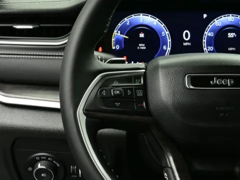 More photos of 2025 Jeep Grand Cherokee Limited at Dorsett Hyundai, IN