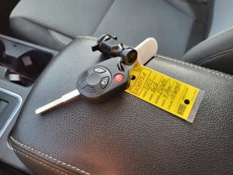 More photos of 2017 Ford Escape SE at Dorsett Hyundai, IN