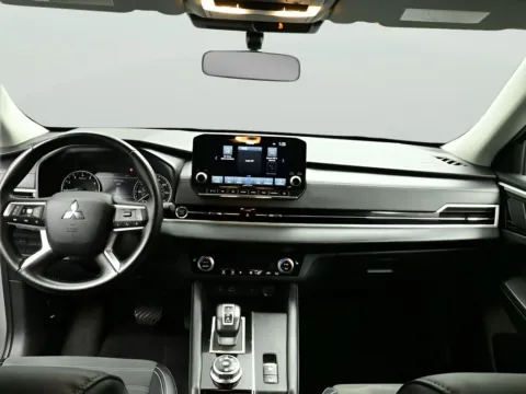 Photos of 2024 Mitsubishi Outlander SE for sale in Terre Haute, IN at Dorsett Hyundai