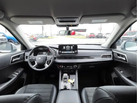 Photos of 2024 Mitsubishi Outlander SE for sale in Terre Haute, IN at Dorsett Hyundai