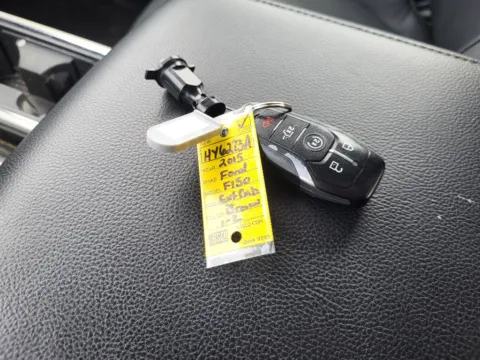 More photos of 2015 Ford F-150 Lariat at Dorsett Hyundai, IN