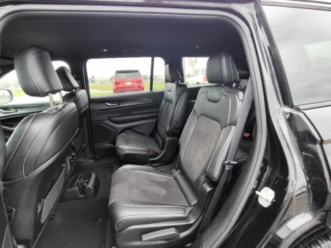 More photos of 2024 Jeep Grand Cherokee L Altitude at Dorsett Hyundai, IN