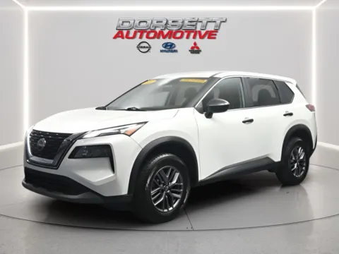 White 2023 Nissan Rogue S for sale in Terre Haute, IN