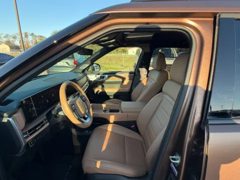 Photos of 2024 Hyundai Santa Fe Limited for sale in Terre Haute, IN at Dorsett Hyundai