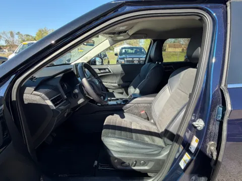 Photos of 2025 Mitsubishi Outlander SE for sale in Terre Haute, IN at Dorsett Hyundai