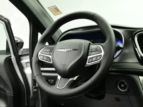 Another view of 2026 Chrysler Pacifica Select for sale in Terre Haute, IN at Dorsett Hyundai