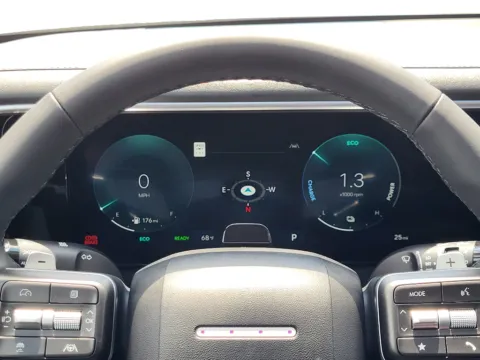 More photos of 2026 Hyundai Palisade Hybrid SEL Premium 8P at Dorsett Hyundai, IN
