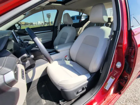 Another view of 2019 Nissan Altima 2.5 SV for sale in Terre Haute, IN at Dorsett Hyundai