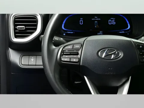 More photos of 2025 Hyundai Venue SEL at Dorsett Hyundai, IN