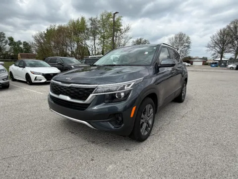 Gray 2021 Kia Seltos S for sale in Terre Haute, IN