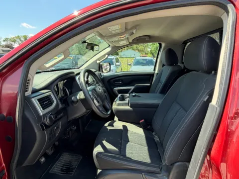 Photos of 2017 Nissan Titan SV for sale in Terre Haute, IN at Dorsett Hyundai