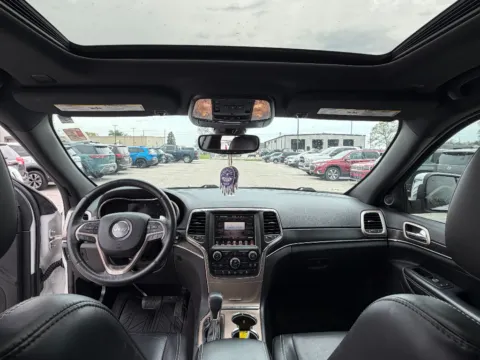 Another view of 2017 Jeep Grand Cherokee Limited for sale in Terre Haute, IN at Dorsett Hyundai