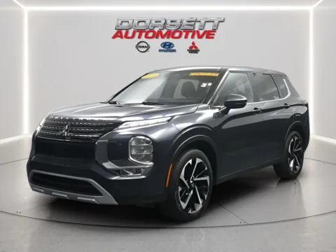 Gray 2024 Mitsubishi Outlander SE for sale in Terre Haute, IN